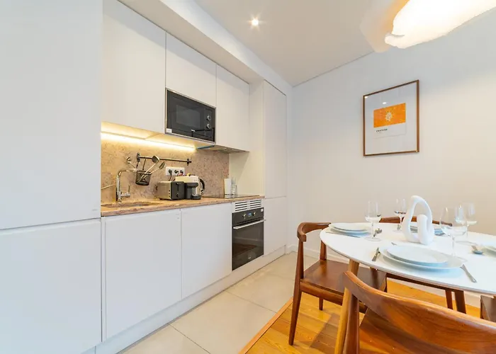 Prime Living - Maria Pia * Lissabon