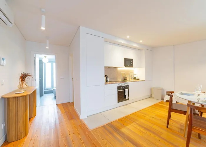 Prime Living - Maria Pia * Lissabon