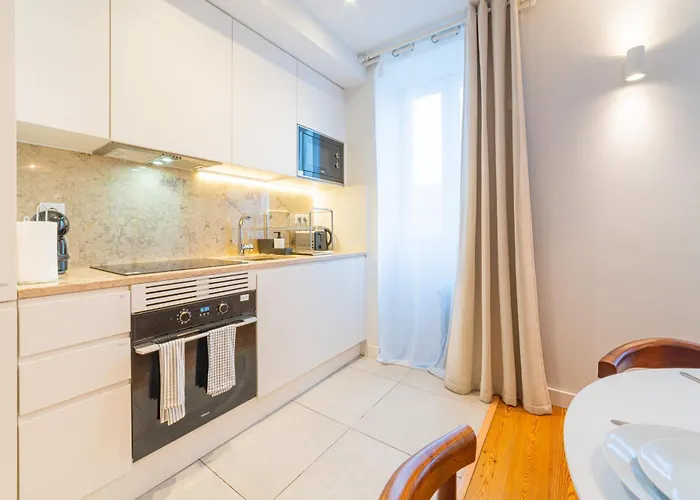 Appartement Prime Living - Maria Pia Lissabon